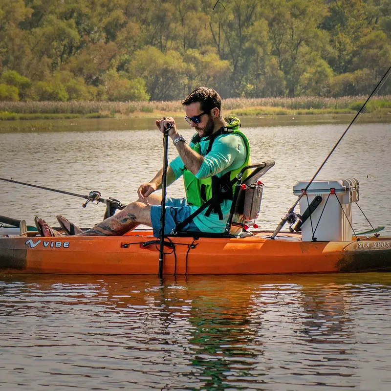 7-Foot 3-Piece Fiberglass Anchor Pole 1