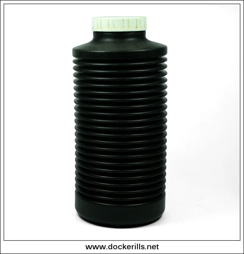Collapsible Metal Container For Photographic Chemicals – Vintage Darkroom Accessory 1