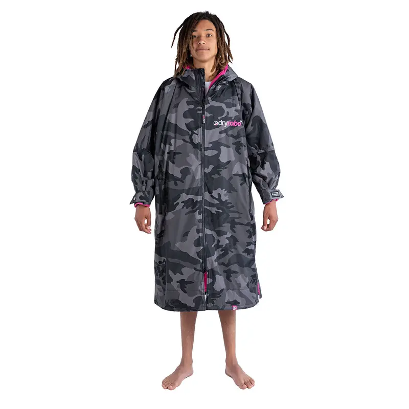 Dryrobe Advance Long-Sleeve Changing Robe – Black Camo/Pink 1