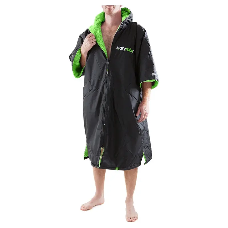 Dryrobe Advance Short-Sleeve Changing Robe – Medium (Black/Green) 1
