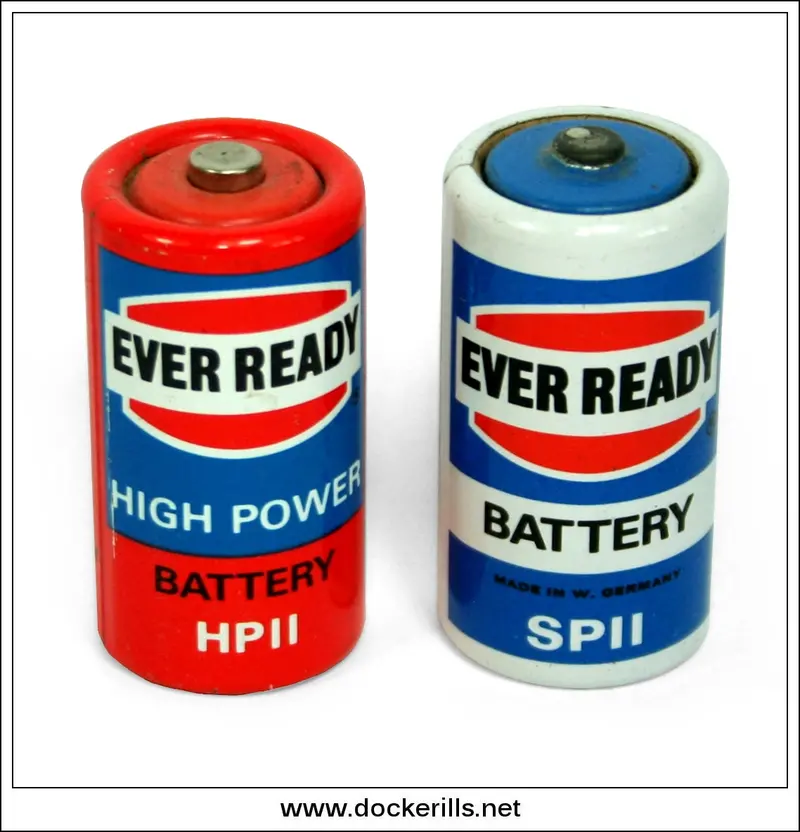 Ever Ready Hpii & Spii Batteries – Pair Of 1.5 V Vintage High-Power Cells, C. 1970S 1
