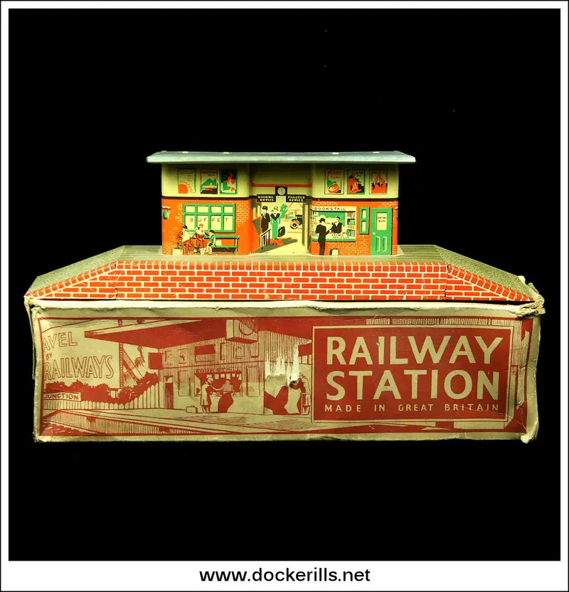 Mettoy 'O' Gauge Tin-Plate Railway Station – Classic Uk-Built Model, No. 5617 1