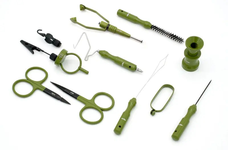 Nirvana 11-Piece Olive Fly-Tying Tool Kit With Carrying Case 1