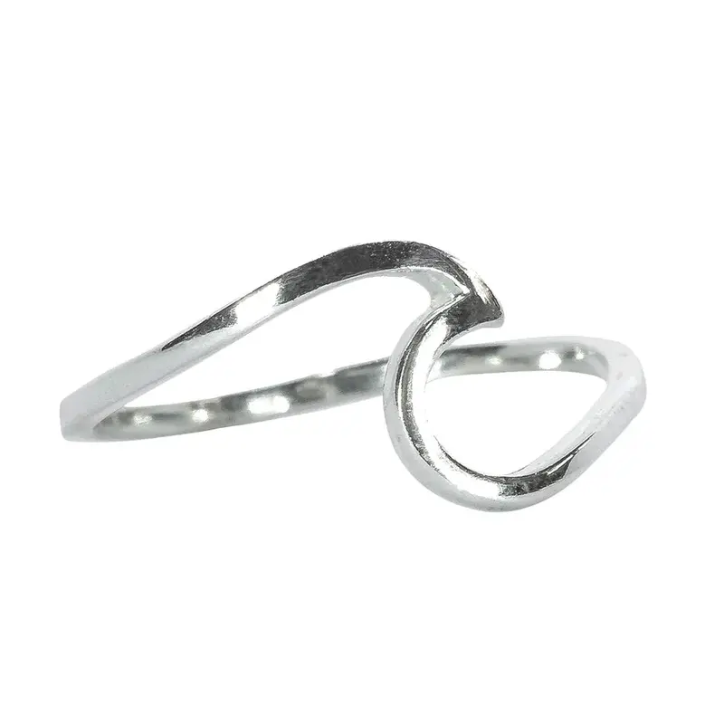 Pura Vida Wave Ring In Silver 1