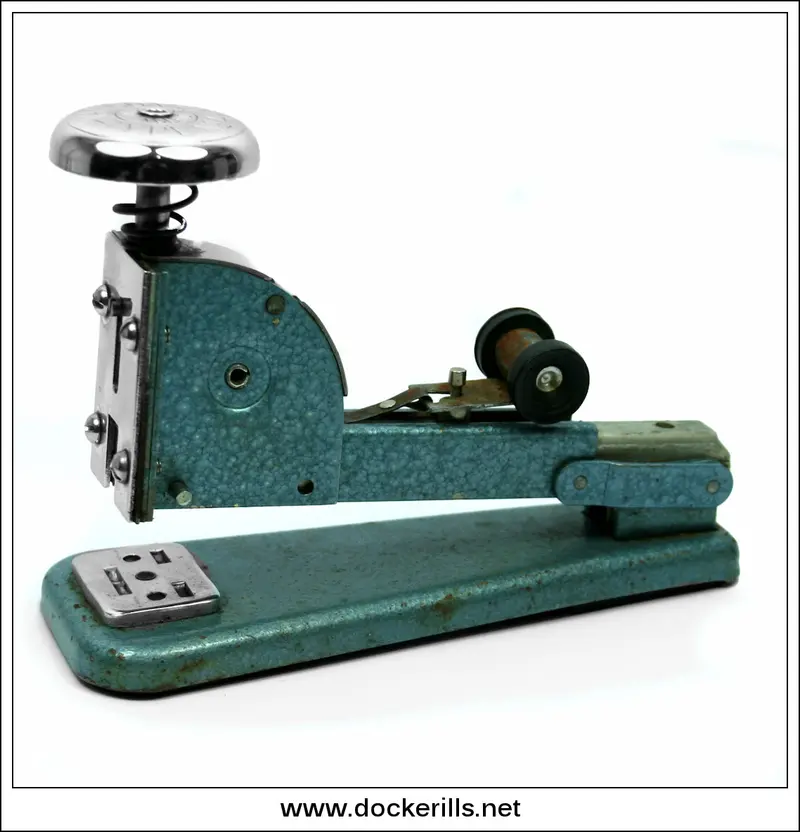 Vanguard No. 4A Stapler – Mid-20Th-Century Office Antiquity 1