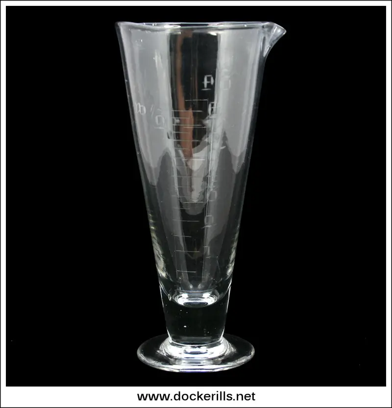 Victorian Hand-Blown Engraved Apothecary Measure – Cylindrical Form, 7½ Inches Tall 1