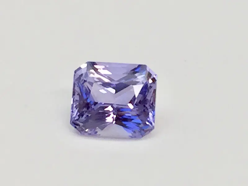 Violet-Hued Sapphire Stone 1