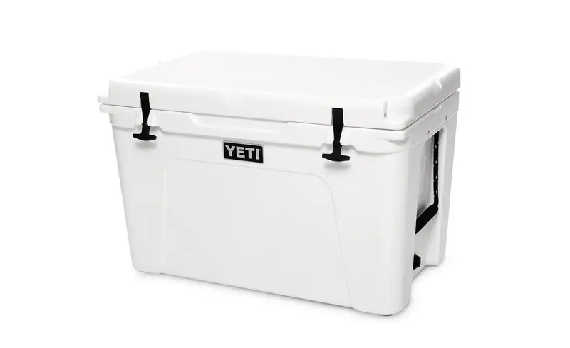 Yeti Tundra 105 Cooler – White 1
