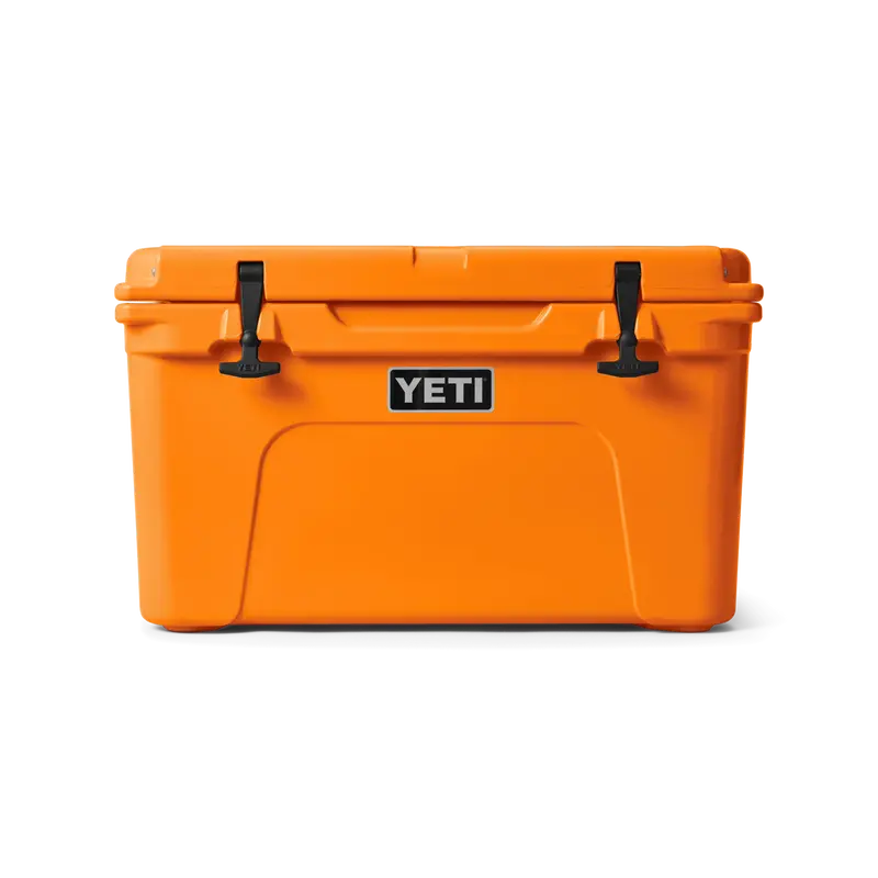 Yeti Tundra 45 Heavy-Duty Rotomolded Cooler 1