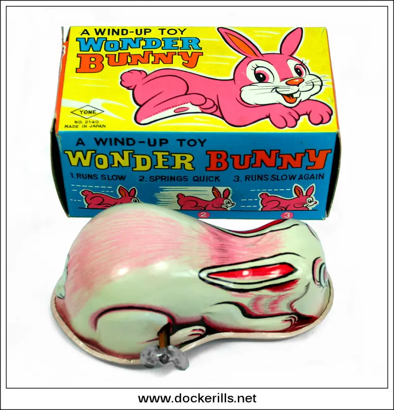 Yoneya Vintage Tin Wonder Bunny Wind-Up Toy – Animated Tinplate Figurine, Japan 1